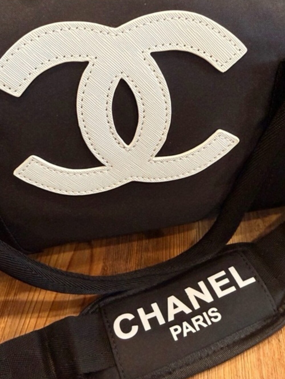 CHANEL GWP Black Duffel Bag with White CC Logo - Picture 3 of 11